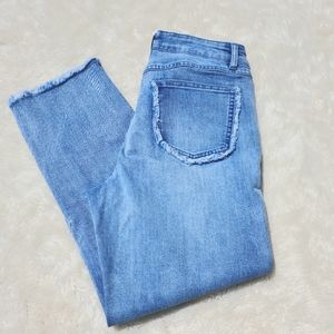 FDJ 6 Women's Medium Wash Frayed Edge Jeans EUC